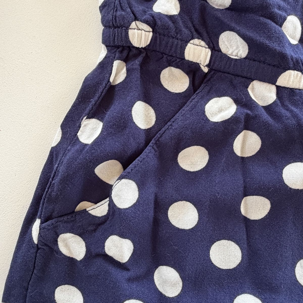 H&M Vestiti & Gonne: Polka-Dot-Kleid von H&M Gr.122 – Usato da Teufen AR venduto da Maleaa 1