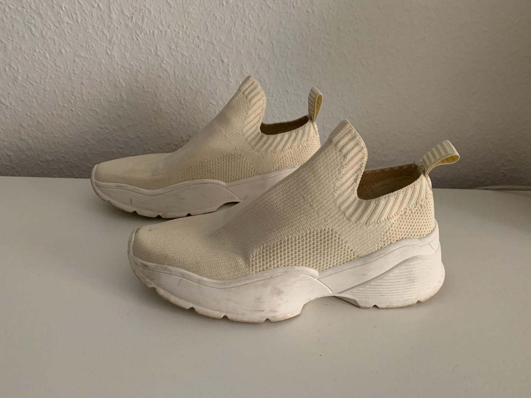 H&M Scarpe da donna: Sneaker beige - 35 – Usato da Zürich venduto da Diazaio 1
