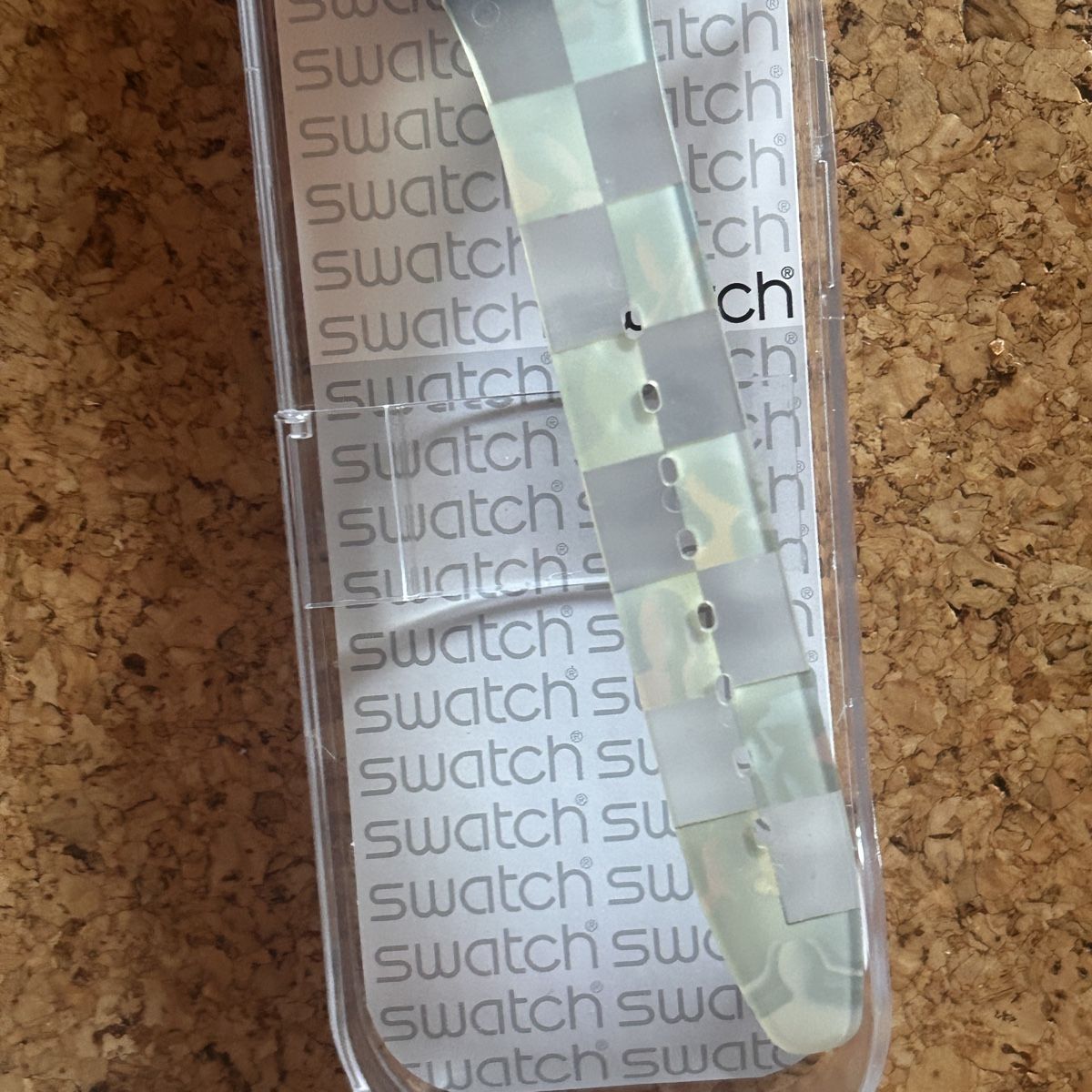 Swatch Orologi: Swatch Damenuhr ungetragen COLORS – Nuovo (secondo la descrizione) da Laufen venduto da Bellavitaboom 2