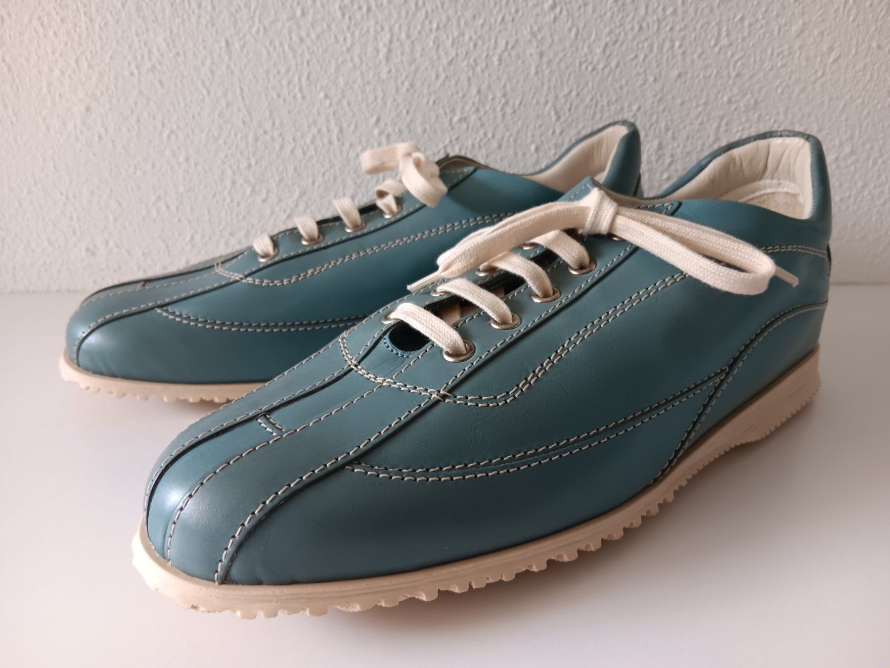 Hogan Scarpe da uomo: HOGAN Chaussures / Schuhe pointure / Nummer 40 – Usato da Cossonay-ville venduto da Super-Price-Quality 2