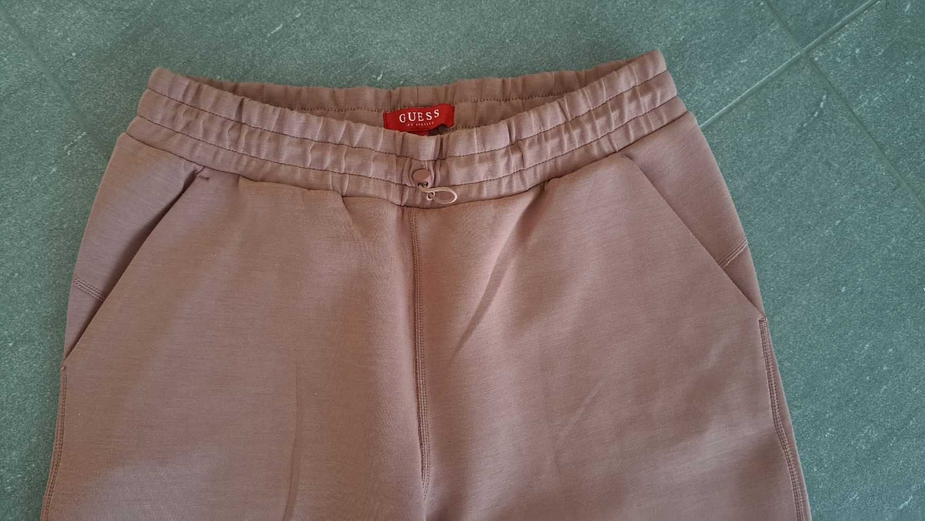 Guess Pantaloni: GUESS Hose Gr. M Farbe altrosa NEU – Nuovo (secondo la descrizione) da Winterthur venduto da Dream_of 2
