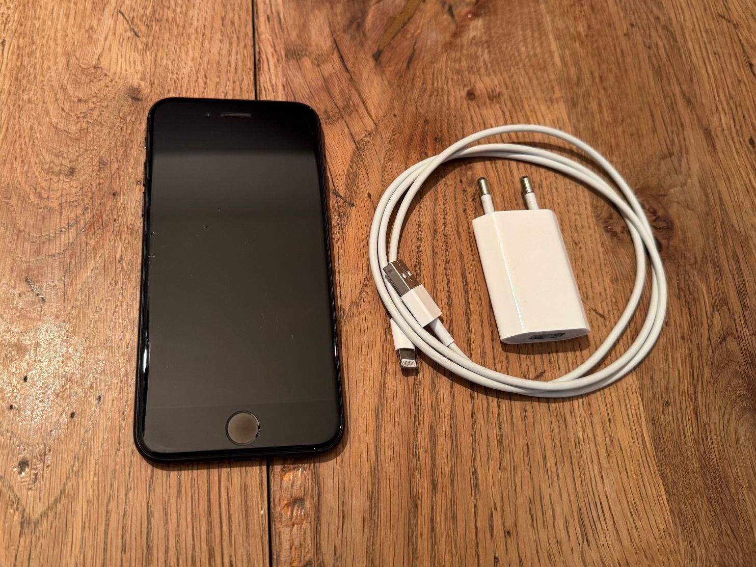Apple Handys / Smartphones: Iphone SE 2022 - 128 GB – Gebraucht aus Steckborn von MemphisDepay 1