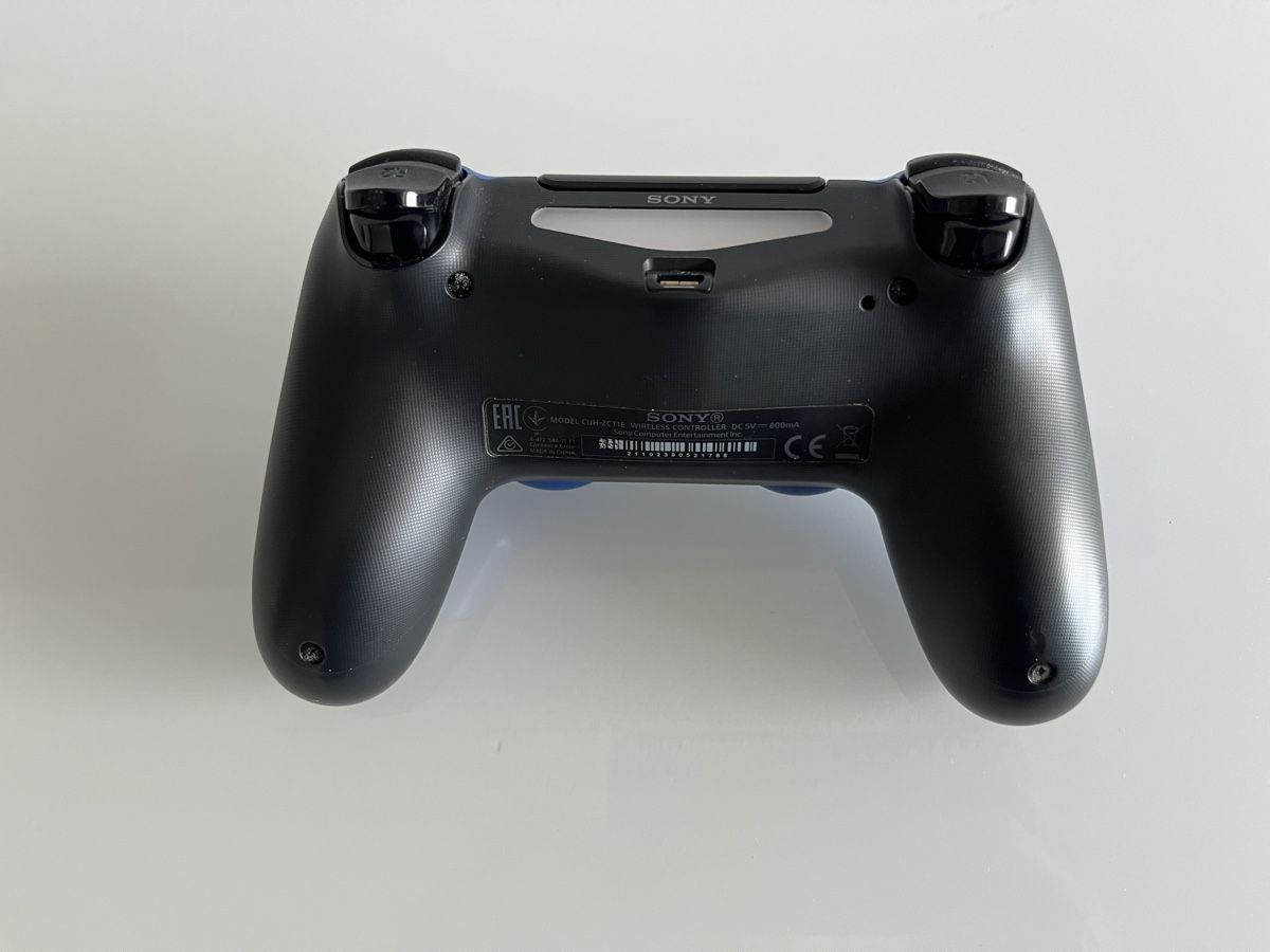 Sony Controller: Controller / Playstation 4 (verbindet nicht) – Difettoso da Volketswil venduto da asc_yp5h 1
