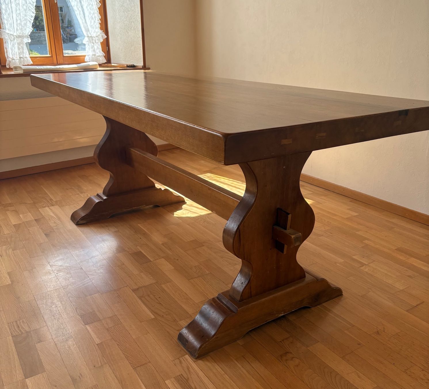 Tavoli: Table en Chêne massif – Usato da Trey venduto da Thecats 1