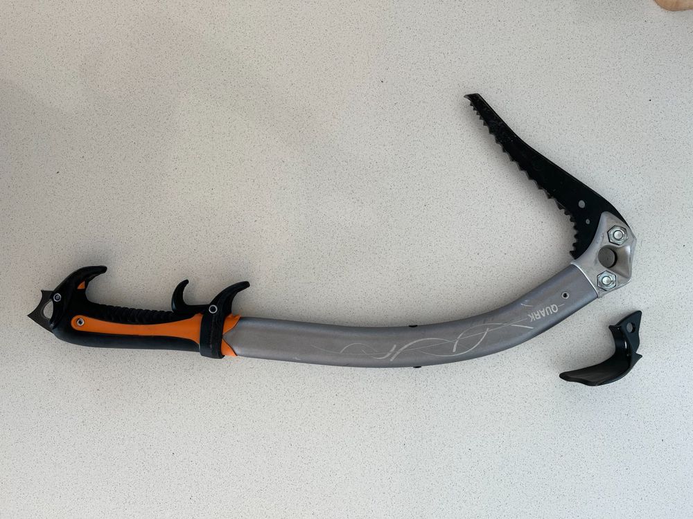Hache à Glace Petzl Quark Hammer - Pour L'alpinisme Technique Et L'escalade Sur Glace