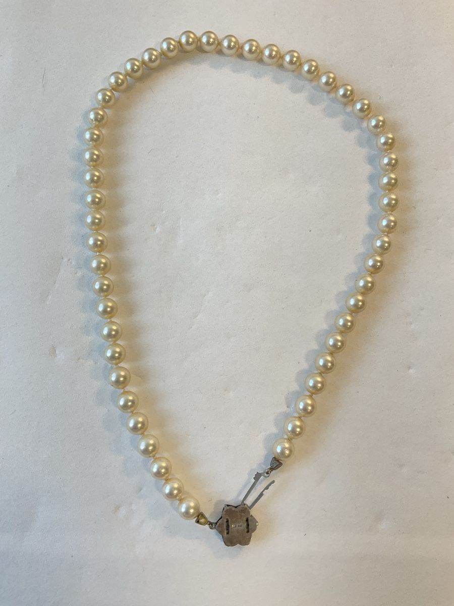 Catenine: Ancien collier de perle avec fermoir en argent  – Usato da Malleray venduto da Robot12 1