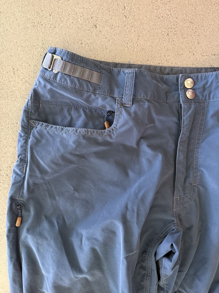 Norrøna Pantaloni: Norrona Herren Wander und Freizeitshose. Grösse S – Usato da Luzern venduto da mar_x96f 4