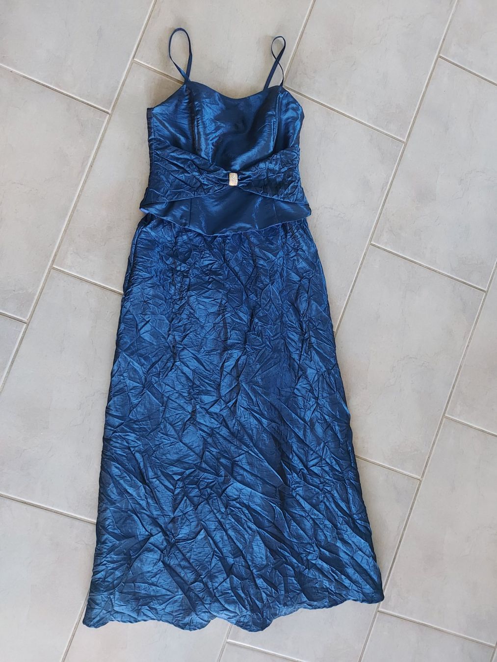 Kleider: Abendkleid Creation Chou Chou blau Grösse 36 – Gebraucht aus Bremgarten AG von Kerikeri1