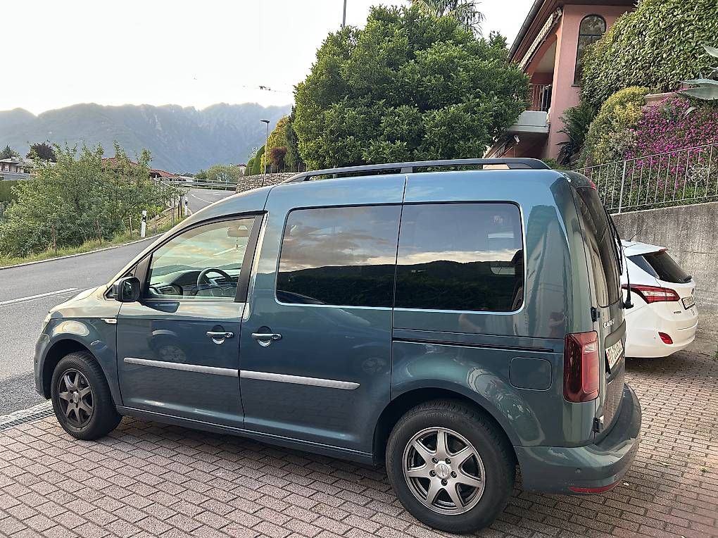 VW Veicoli commerciali: Volkswagen Caddy 2.0 TDI – Usato da Pianezzo venduto da elgiodi 3
