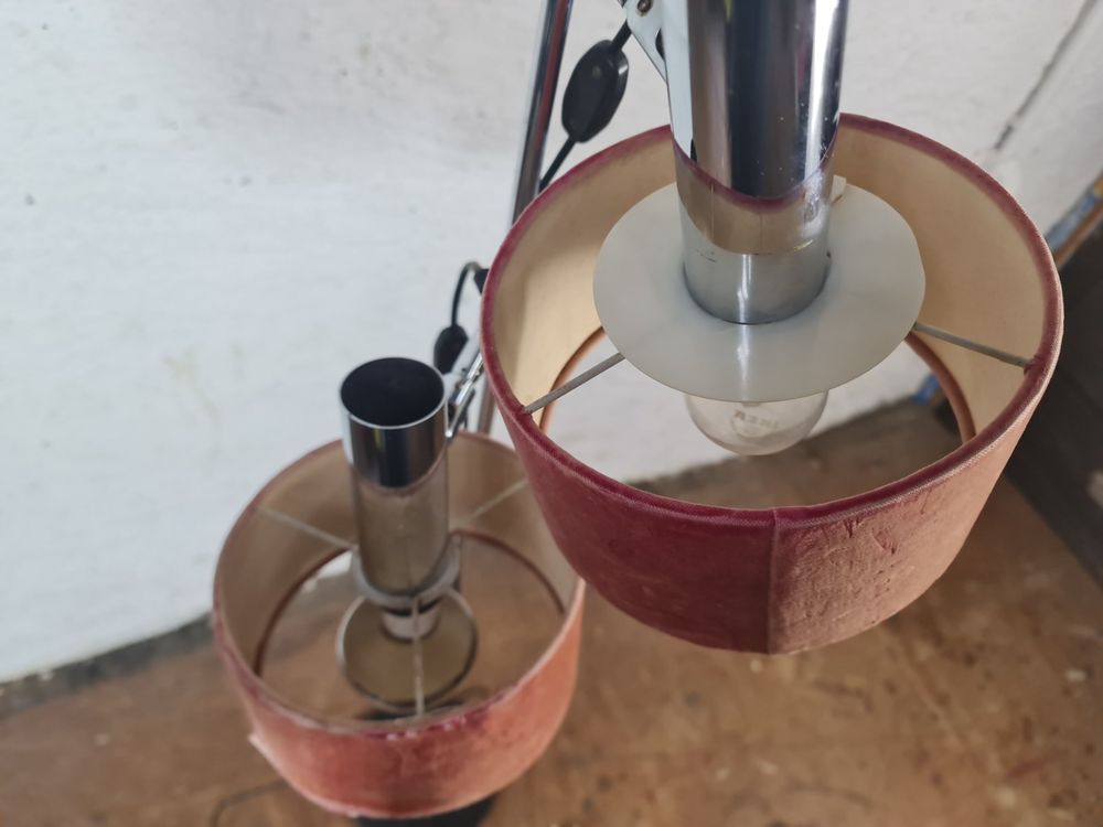 Lampes: Stehlampe 2-flammig verstellbar Chrom Samtschirme Vintage – D'occasion à Obfelden par Vintagebude 3
