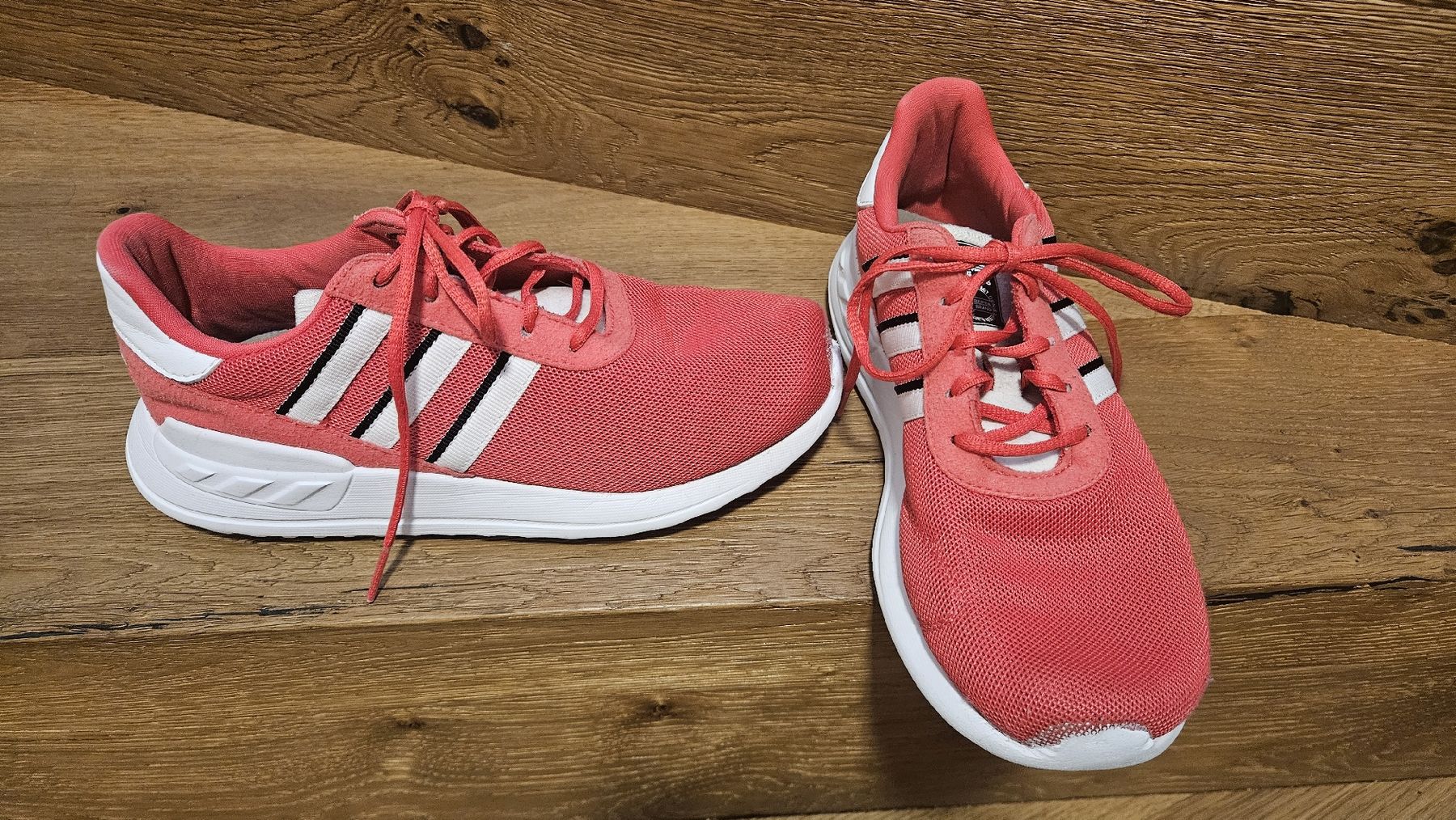Adidas Scarpe per ragazze: Adidas Hallenschuhe Gr. 35 – Usato da Rickenbach LU venduto da tramonto5