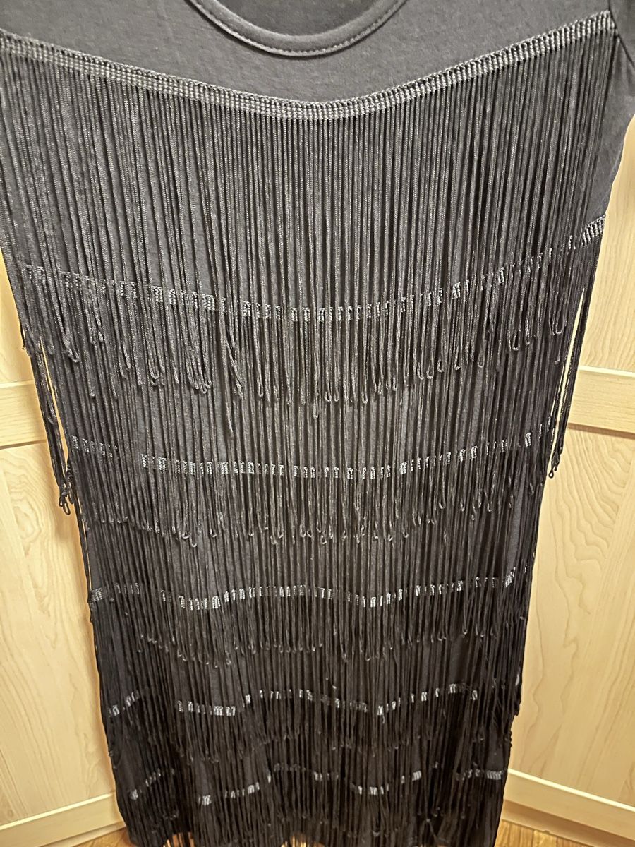 Kleider: Fransenkleid – Neu (gemäss Beschreibung) aus Dietikon von Mono7.3. 1