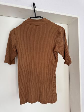 Hallhuber ribbed top XS. Brown. Great condition!