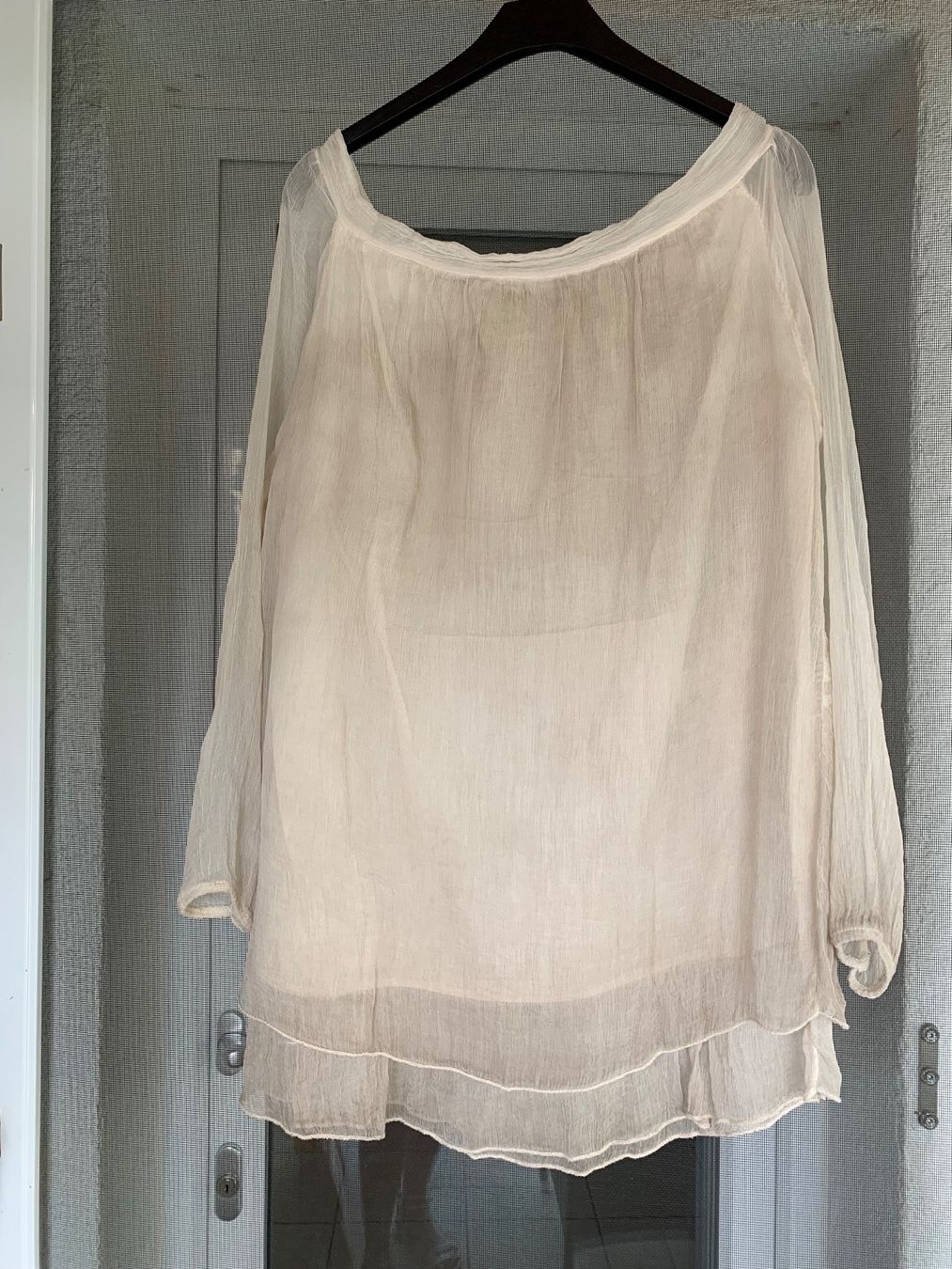 Tuniken: schöne Bluse / Tunika mit Baumwollfutter (circa Gr. 38-40) – Gebraucht aus Meilen von Flockenwirbel 5