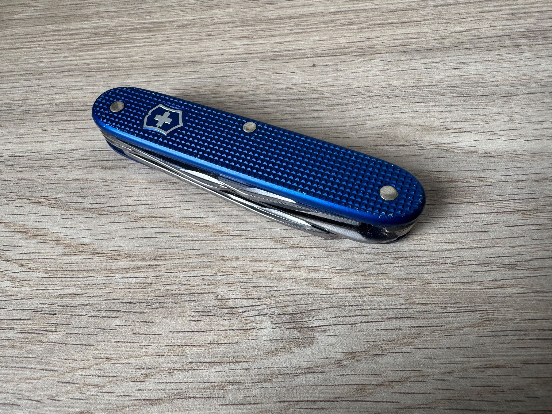 Victorinox Coltelli tascabile: VictorInox Burghard blau Alex – Nuovo (secondo la descrizione) da Frauenfeld venduto da dilili 1