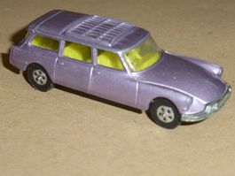 Modellauto Citroen DS Kombi lila gelbes Interieur gebraucht