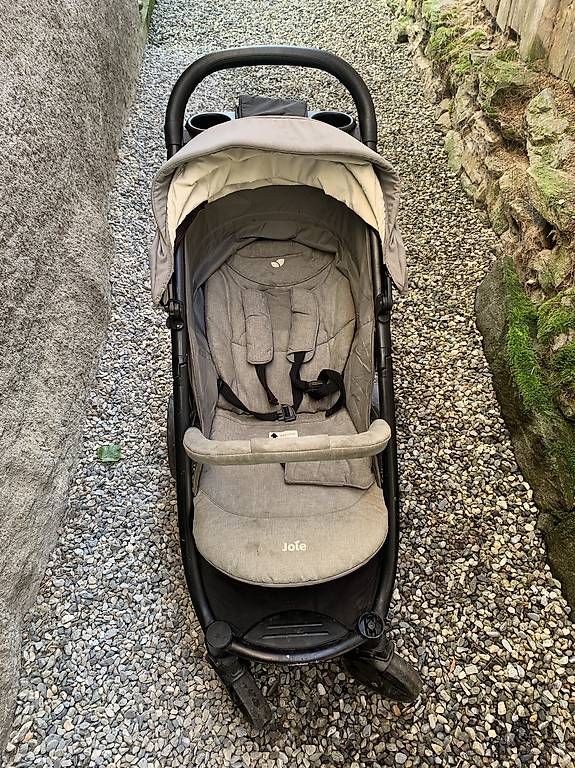 Kinderwagen: Poussette Joie – Gebraucht aus Martigny-Croix von ste_s9cx 1