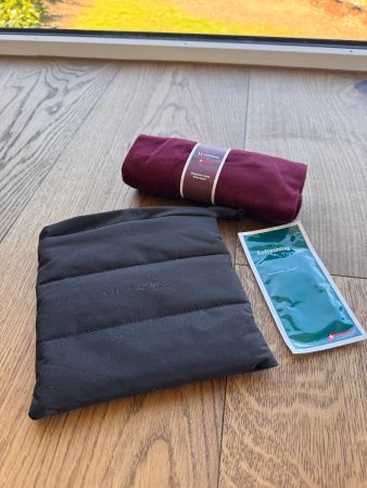 SWISS Business Class x Muntagnard Schlaf-Set - inkl. Tasche