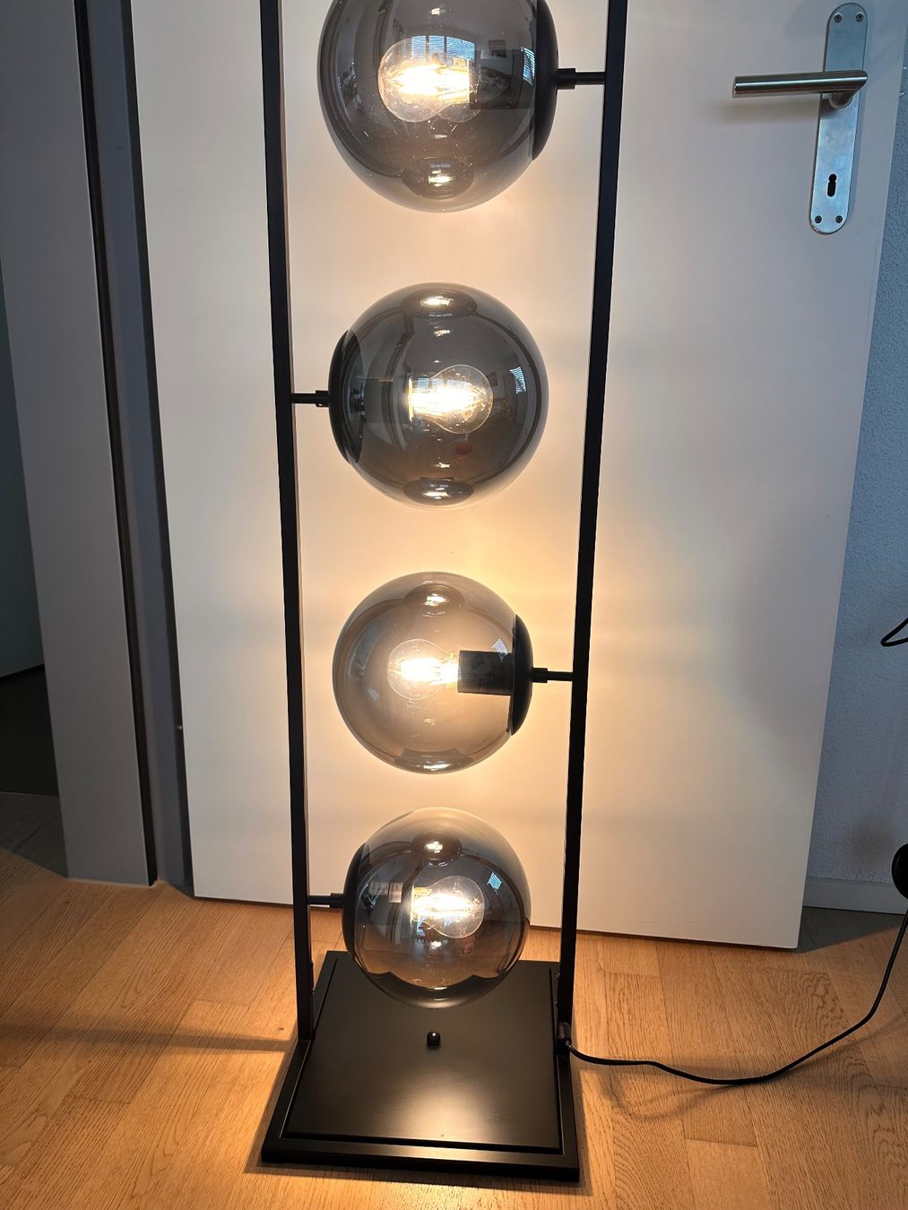 Livique Lampade: Moderne Stehlampe mit Spiegelkugeln – Usato da zürich venduto da selavi01 1
