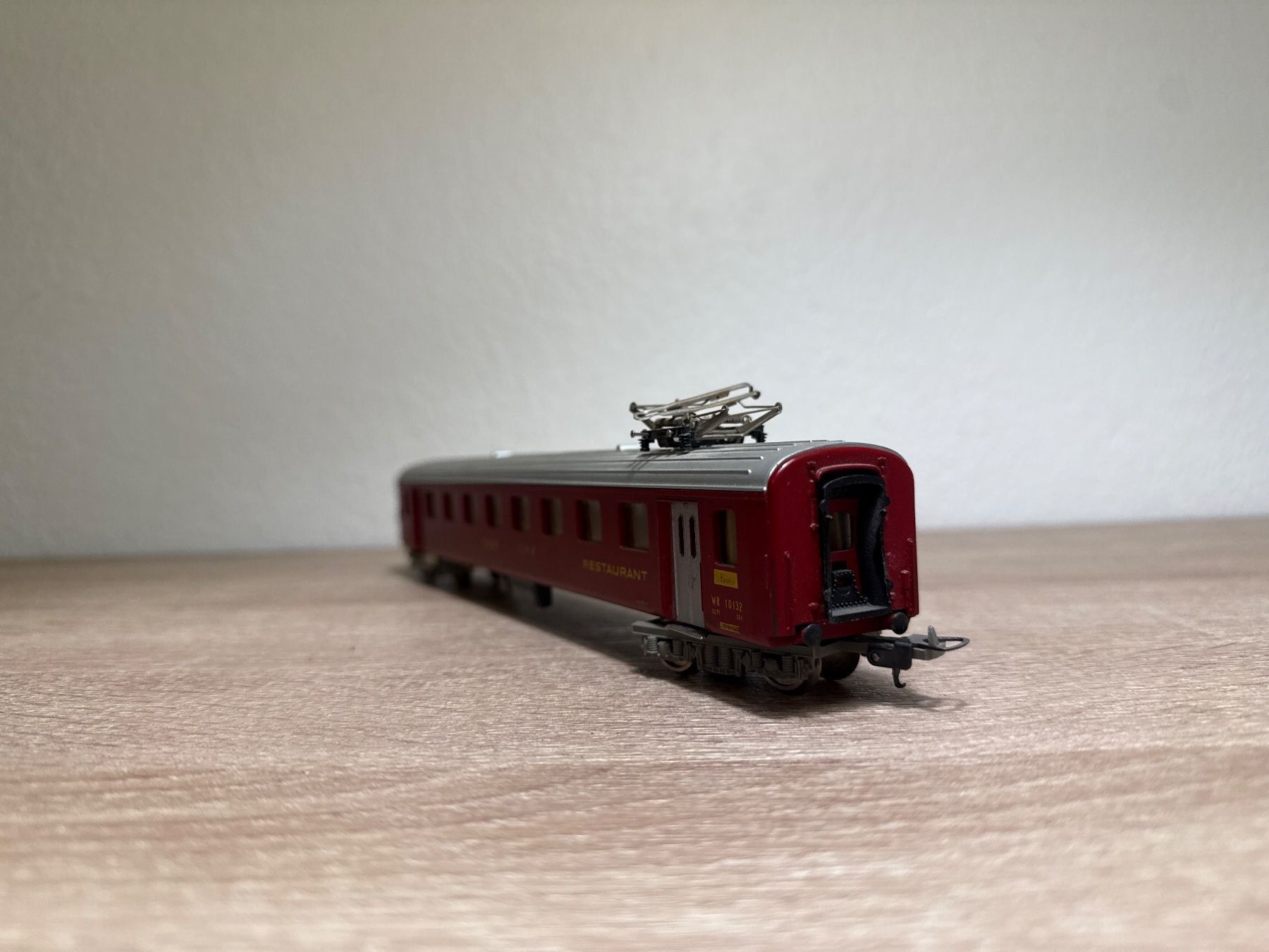 Lima Modellini di ferrovie: Lima Personenwagen SBB (134) – Usato da St-Aubin-Sauges venduto da Lo_Go 3