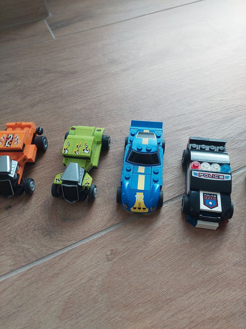 Lego Spielzeuge: Diverse Lego Autos – Gebraucht aus Gibswil von jibbi01 2