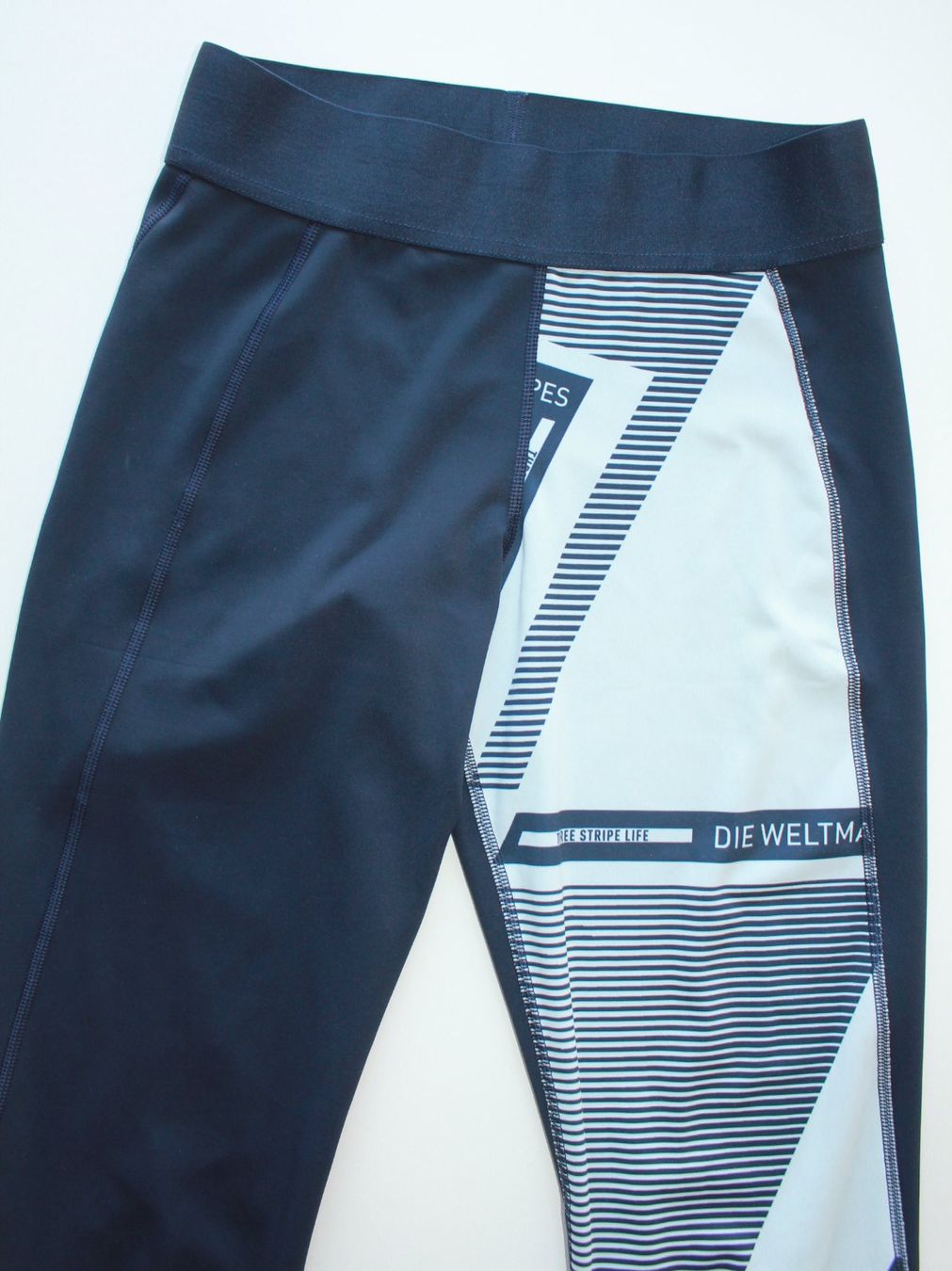 Adidas Calze & Collant: Adidas legging de sport t.164 – Usato da Peseux venduto da Gilloss 1