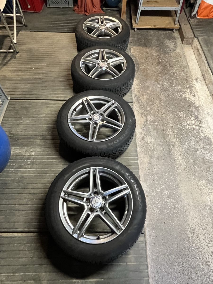 Mercedes-Benz Pneus & Roues: Mercedes Winterräder – D'occasion à Lichtensteig par Trisi0