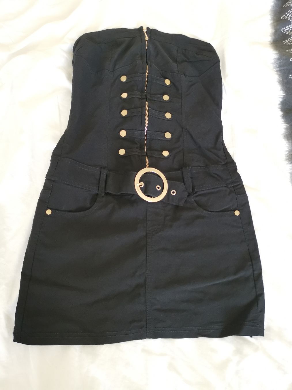 Vestiti: Schwarzes Minikleid – Usato da Zürich venduto da Immoertel