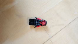 Lego Marvel She Hulk red