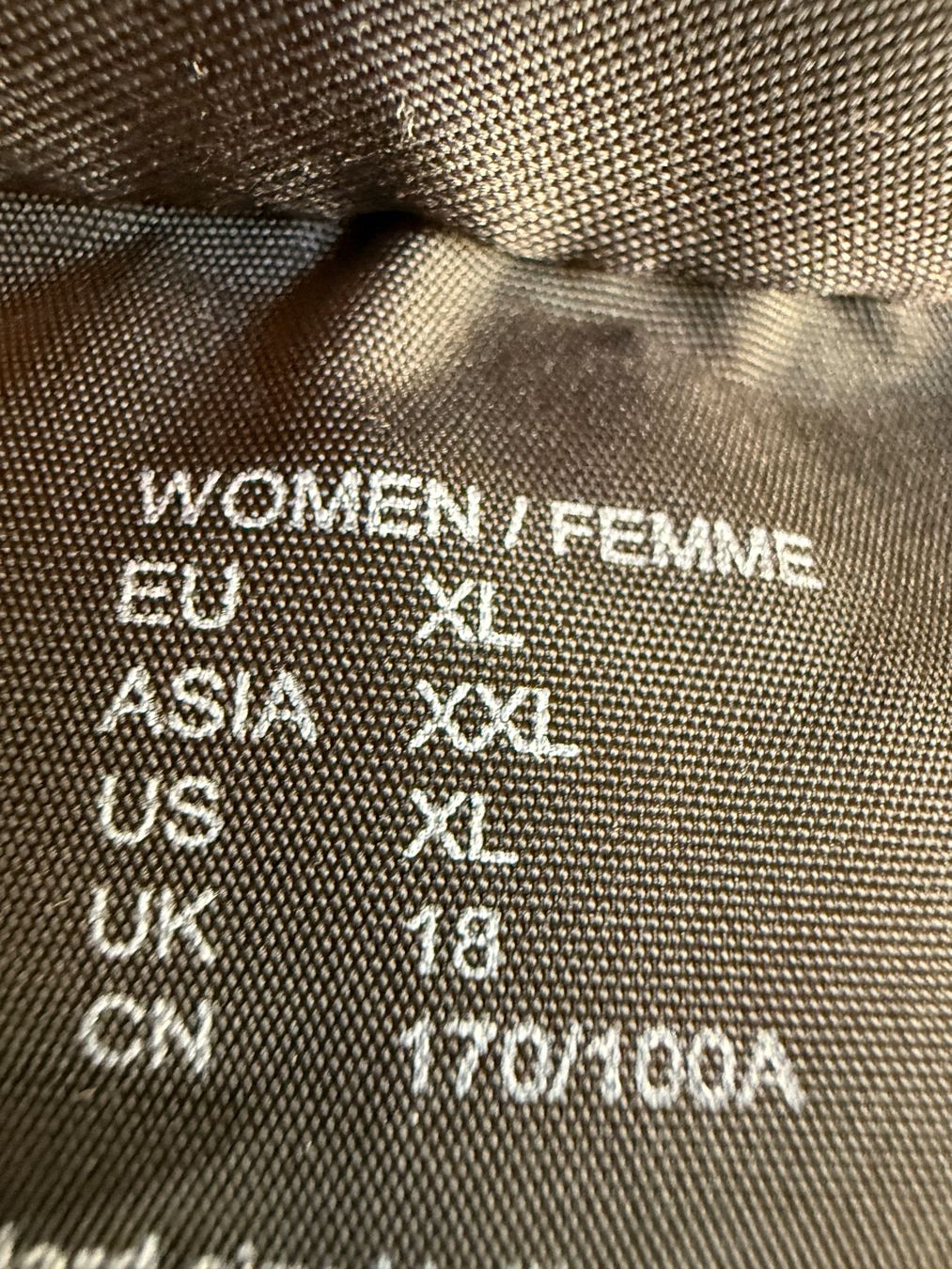 Jack Wolfskin Vestes: Faserpelz Jacke Jack Wolfskin – Neuf (Voir description) à Mastrils par Laura8sevilla 2