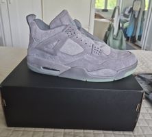 Jordan Kaws ("Cool Grey")