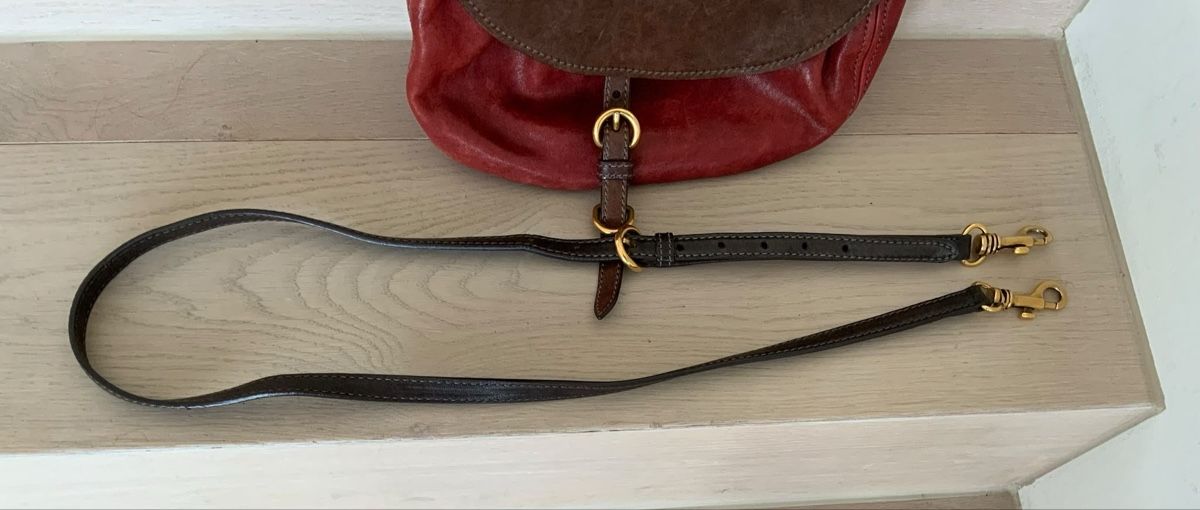 Miu Miu Sacs femmes: MIU MIU Tasche – D'occasion à Zürich par liviam1 2
