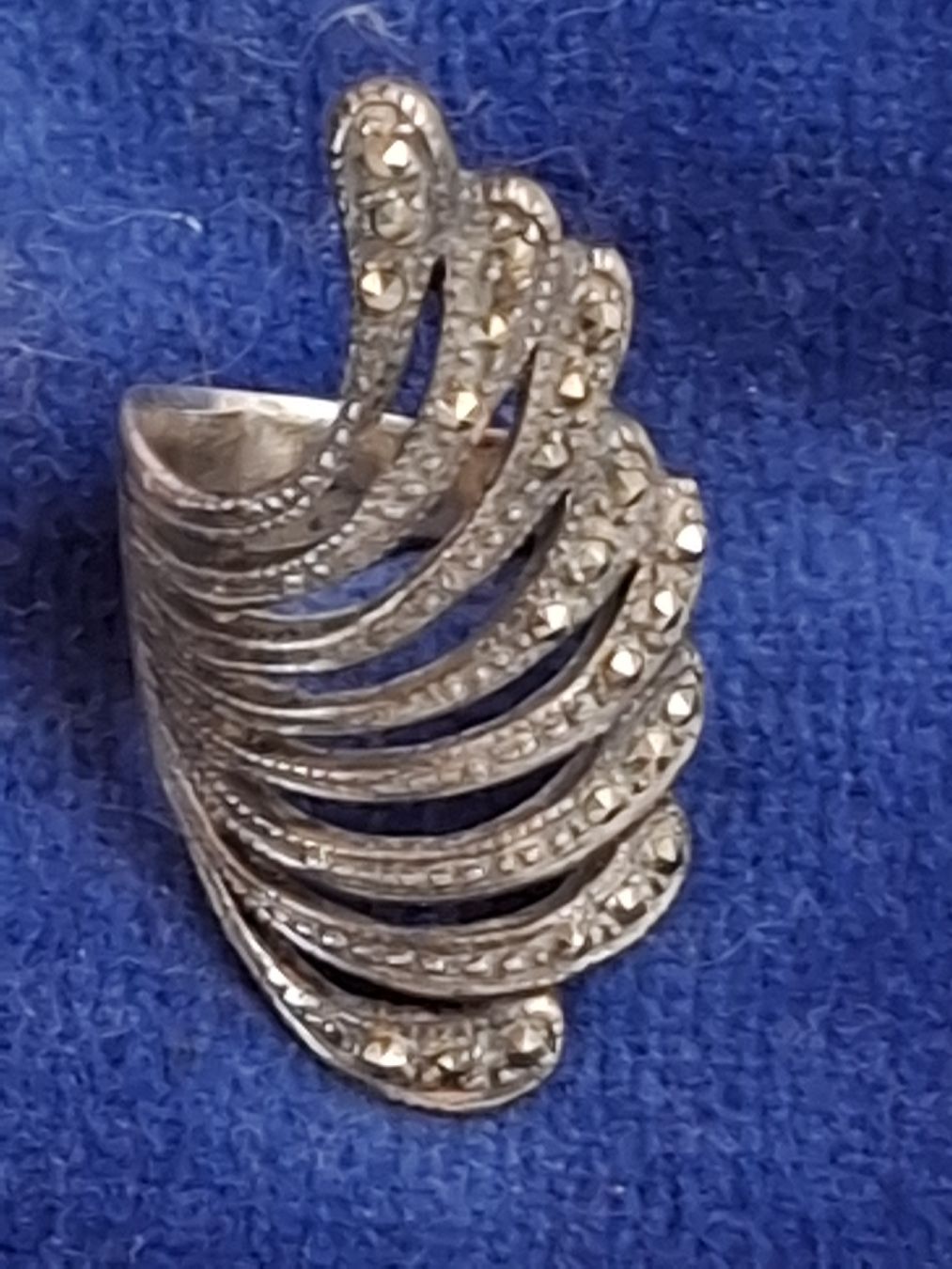 Anelli: Silber Ring 925  Silber mit "Steinchen" 8.0 gr – Usato da Riniken venduto da bro_slk8 2
