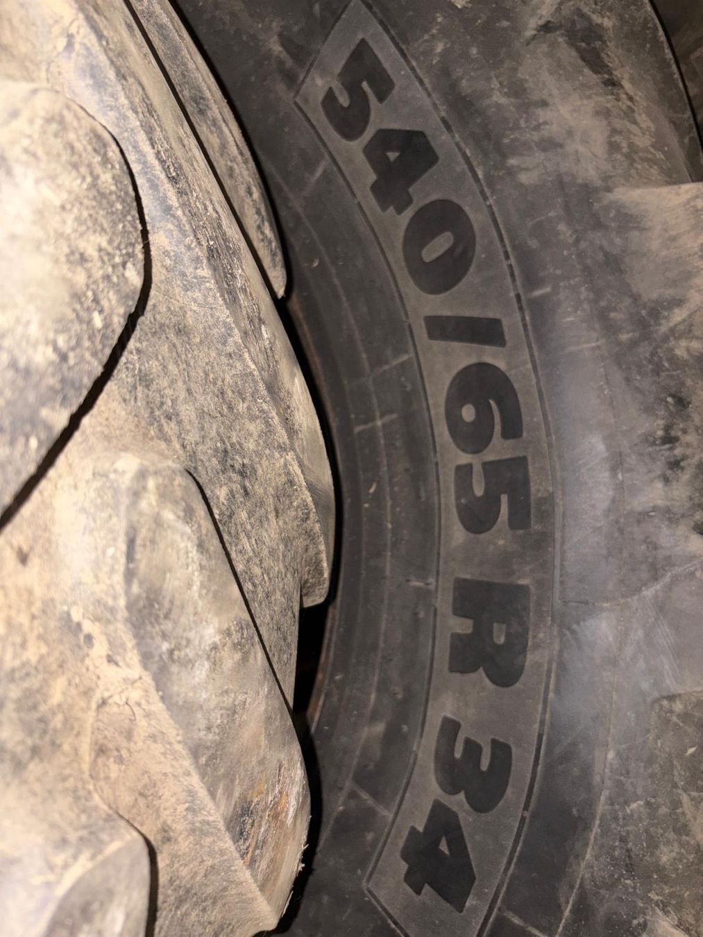 Pneus & Kompletträder: Pneu Michelin ohne Felgen – Gebraucht aus Grünen von bobi16 5