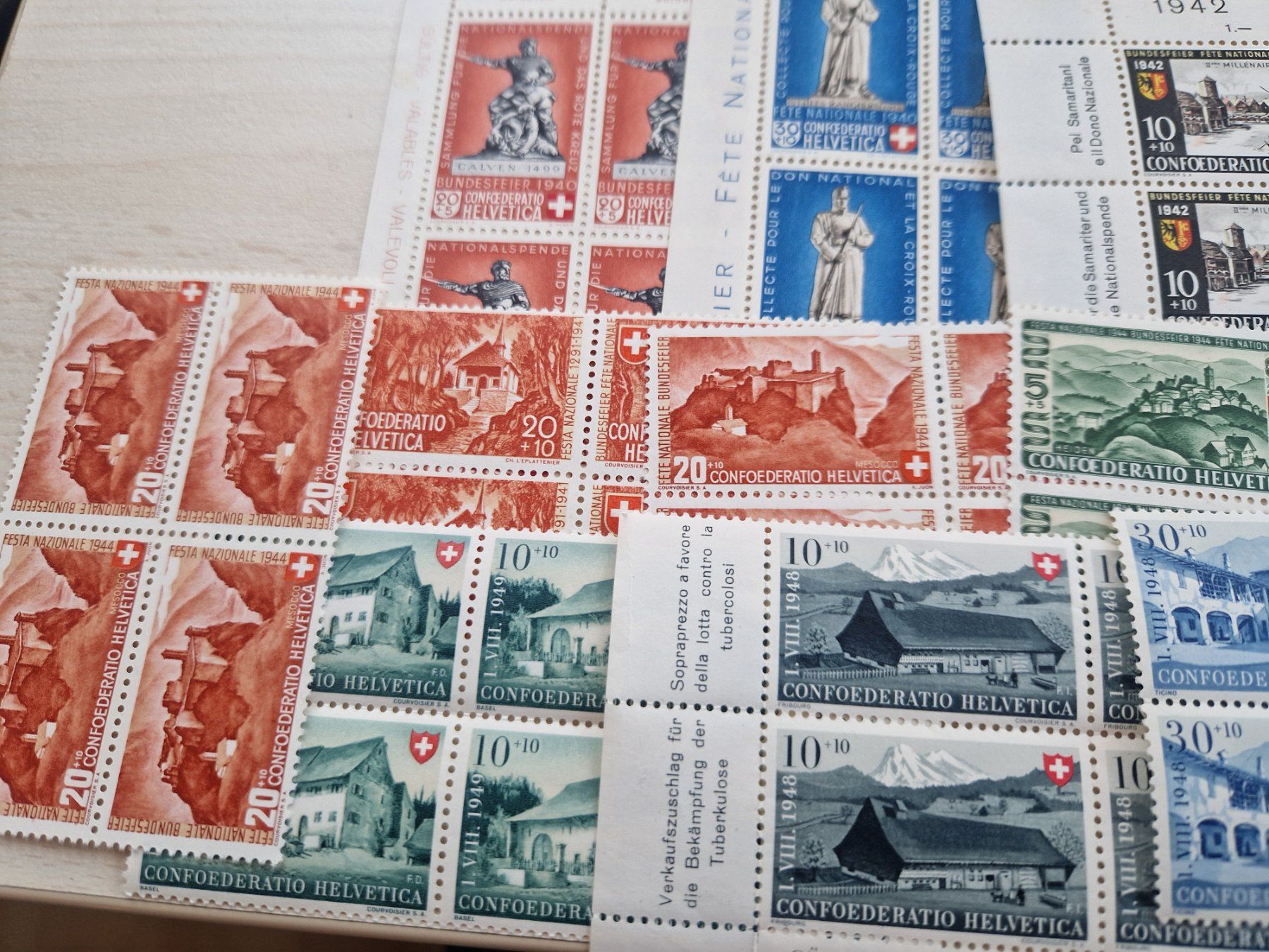 Tous les timbres: PP 4er Blöcke postfrisch**, ab 1.- – D'occasion à Burgdorf par Glossy01 6