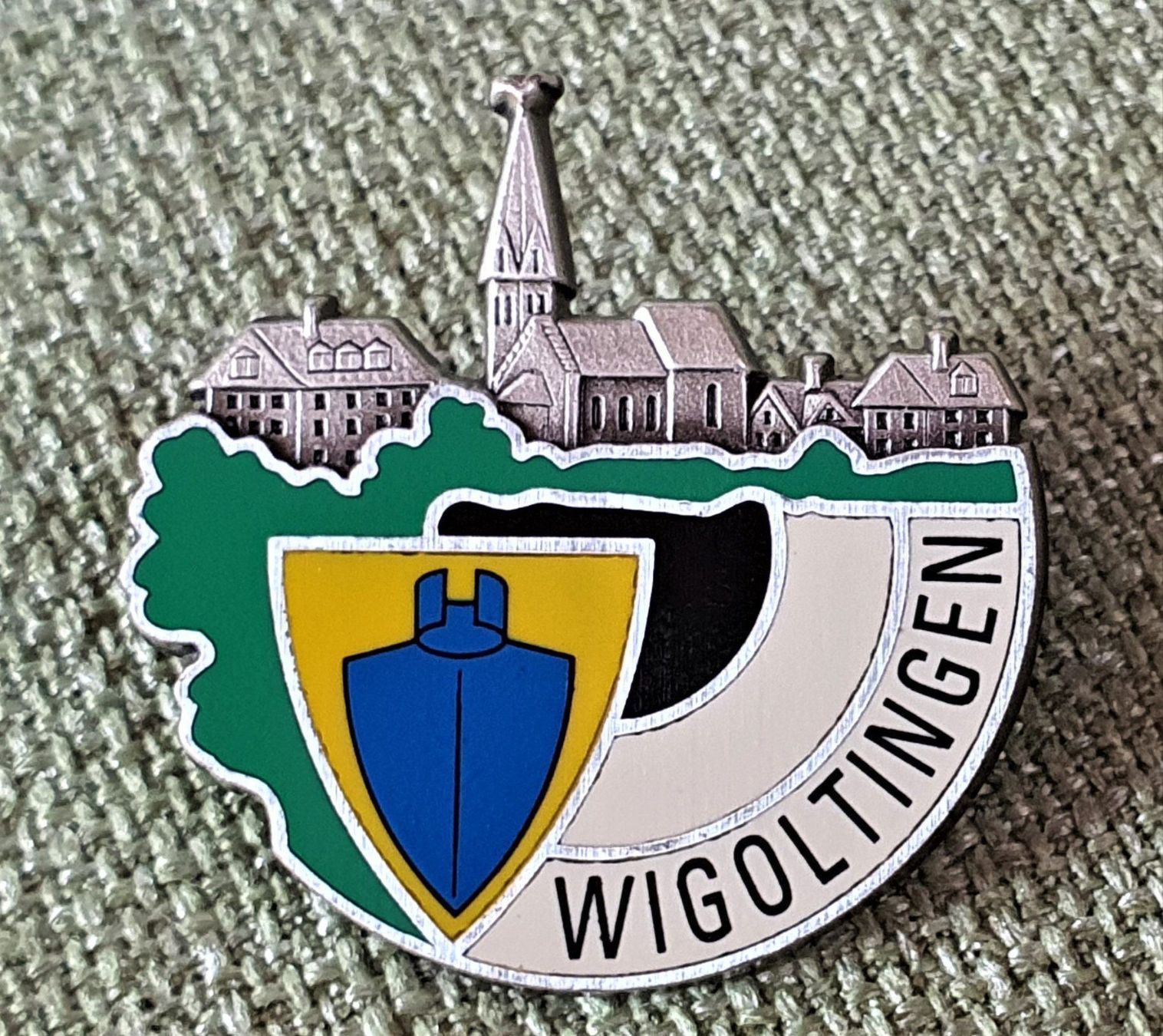 Placchette & Badge: B890 - Pin Wigoltingen Schweiz Suisse – Usato da Reinach BL venduto da Boston-Verkauf