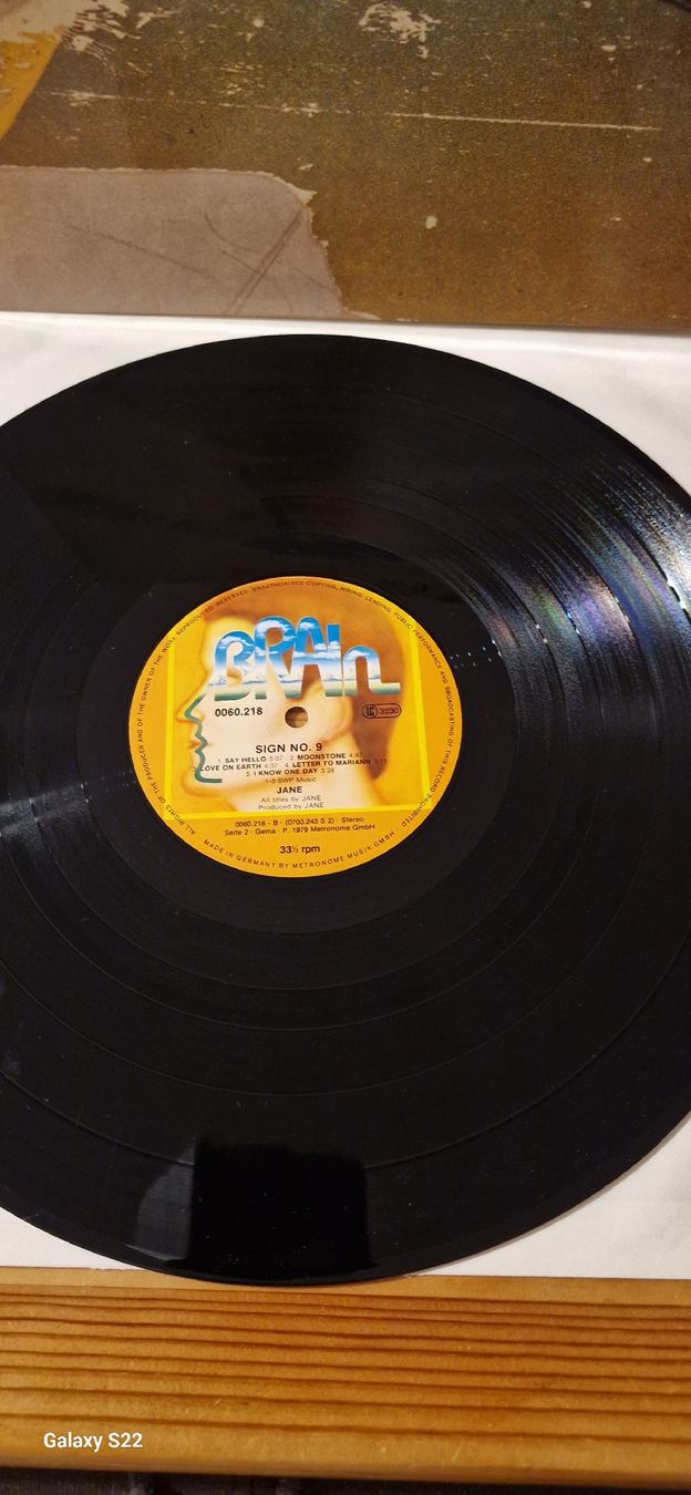 Vinyles: ⚫️ Vinyl-Jane- Sign No 9 – D'occasion à Yvonand par RF-VINYL 1