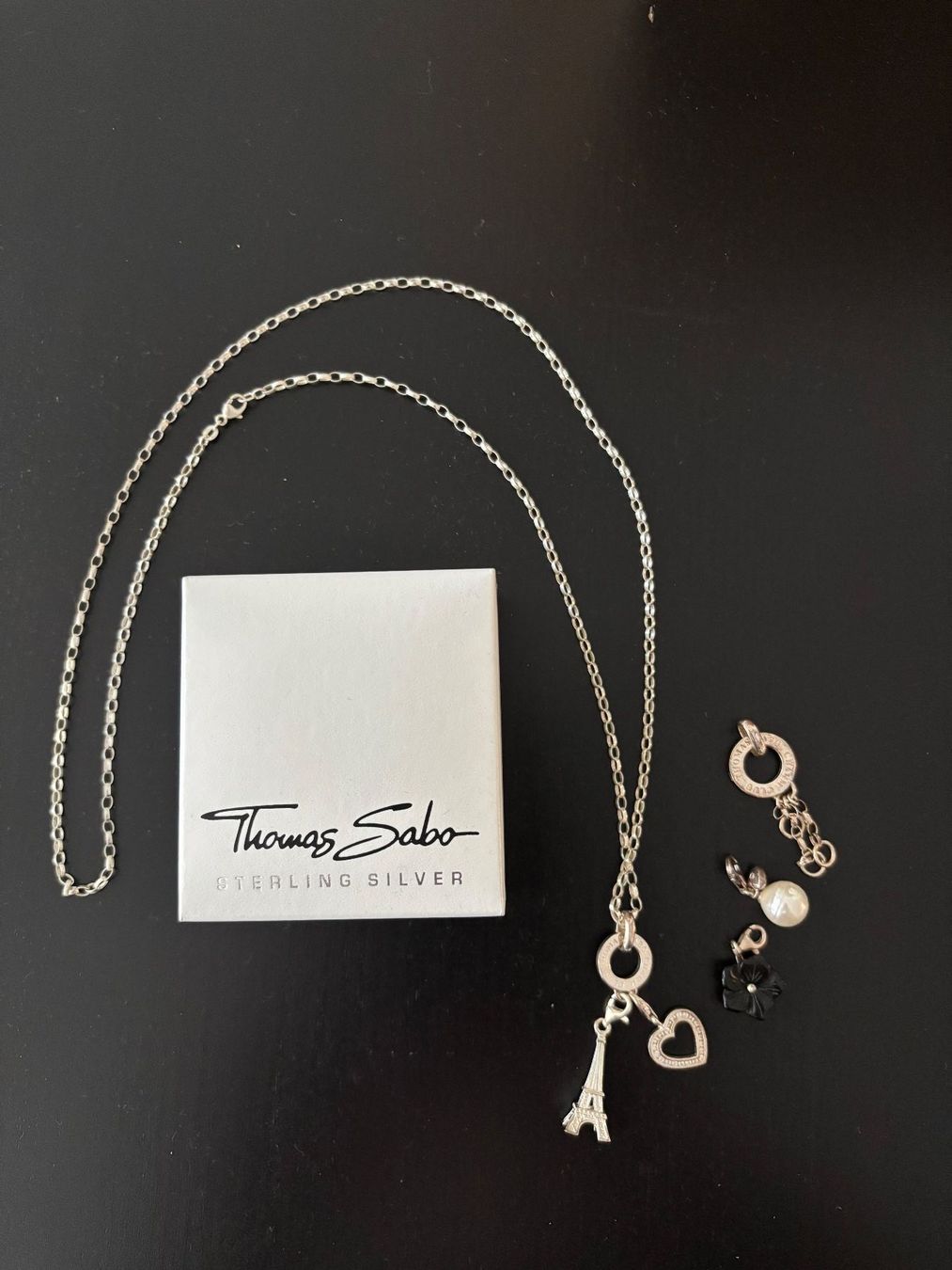 Thomas Sabo Catenine: Thomas Sabo Halskette mit 4 Charms – Usato da Goldach venduto da fairtrade90