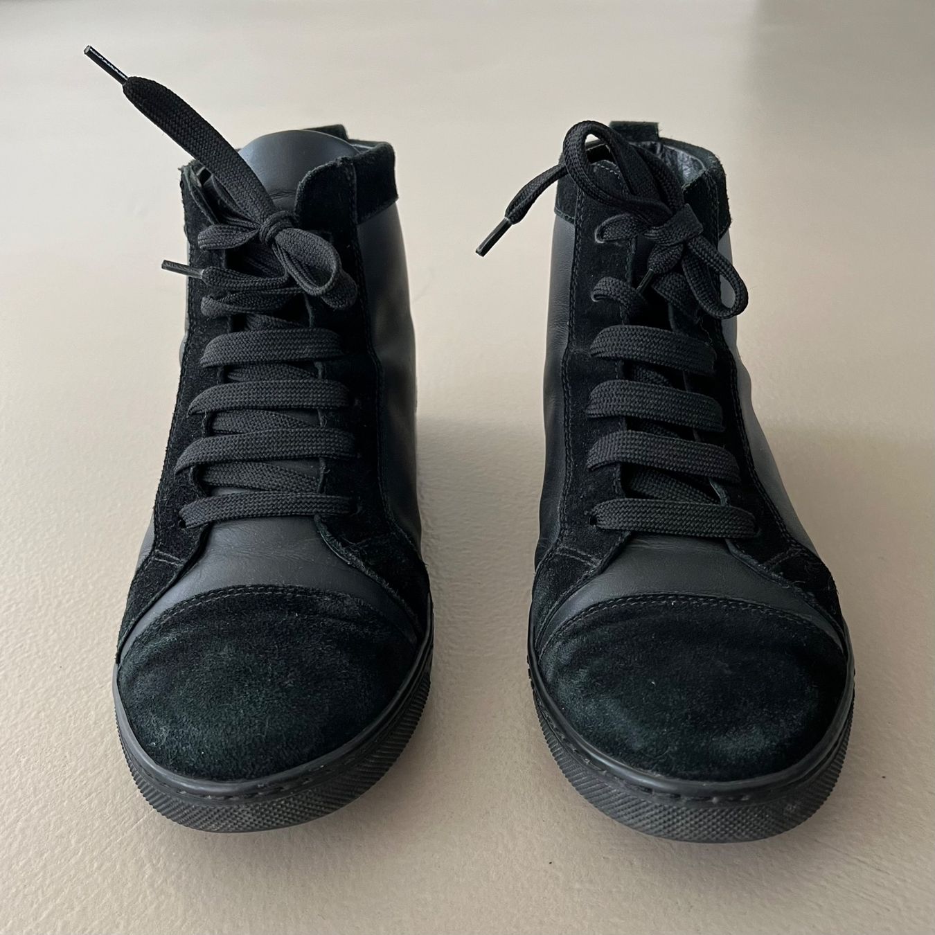 Escada Scarpe da donna: ESCADA Leder Sneakers 🖤 – Usato da Zürich venduto da ClosetQueen 3