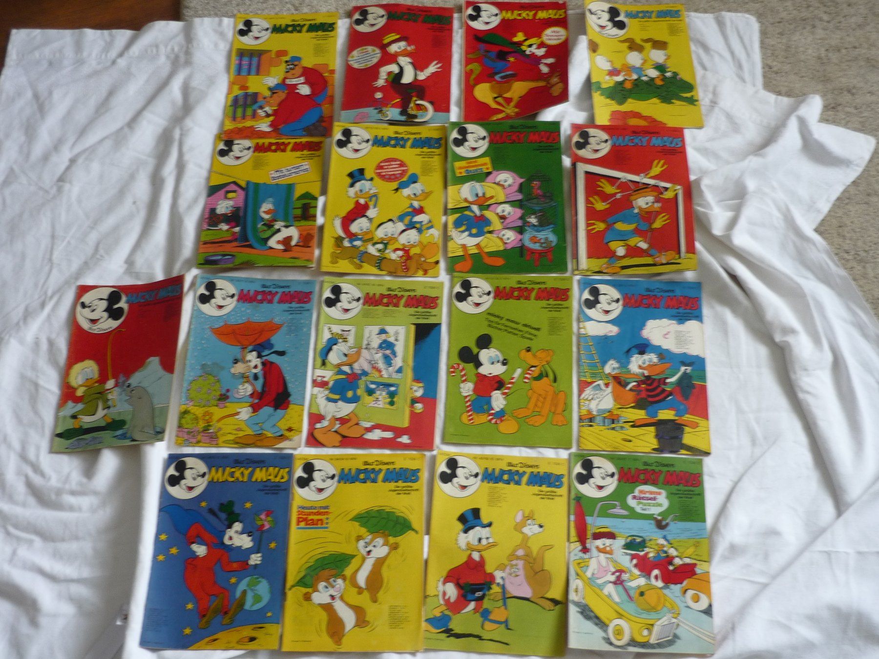 Fumetti: 22x Micky Maus 1974 + 1976 - Comics Walt Disney – Usato da Beringen venduto da Flatretriever 1