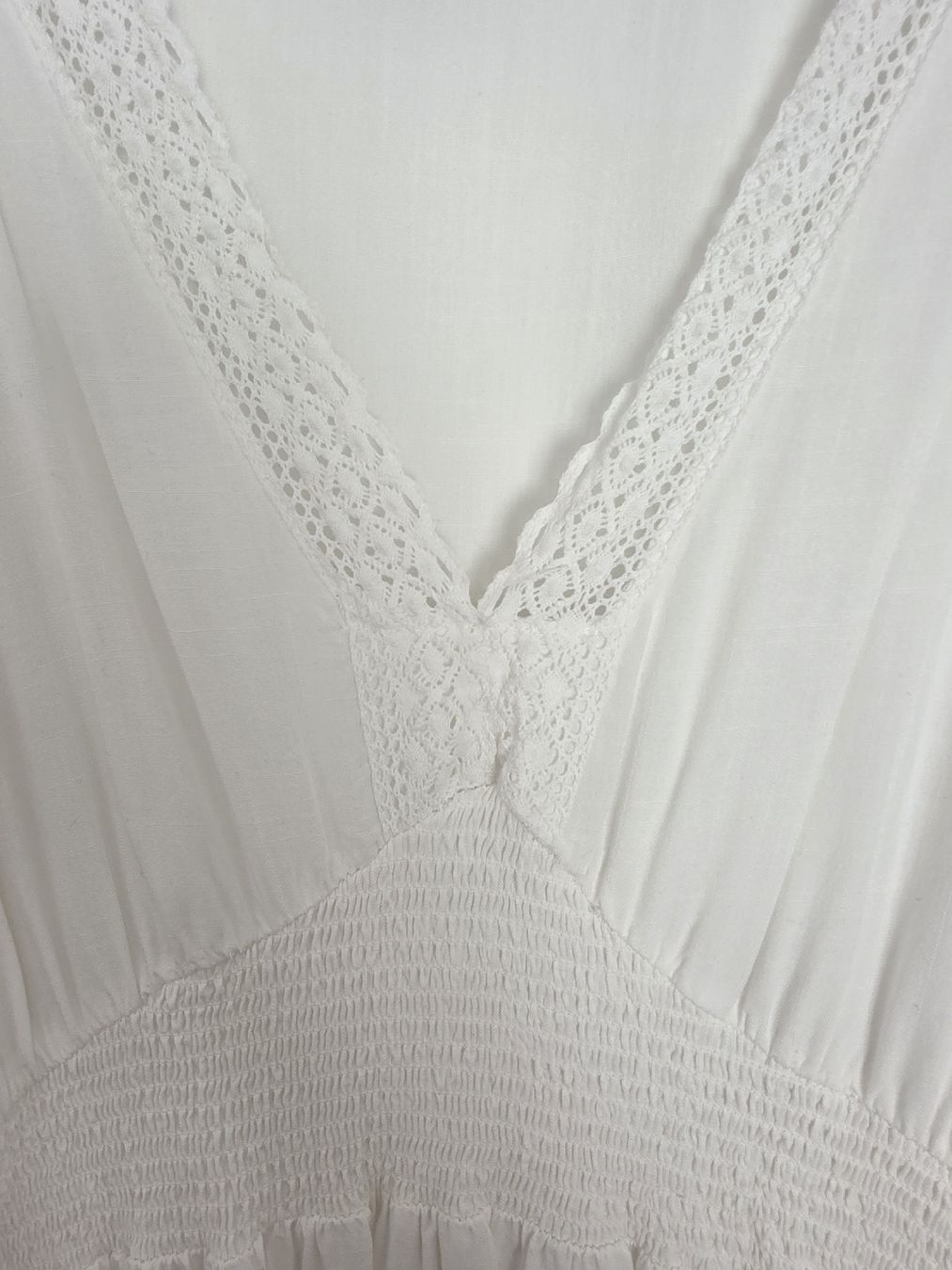 Robes: Weisses Kleid – Neuf (Voir description) à Trimbach par asa_7tds 2