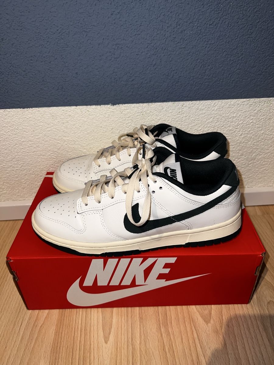 Nike Scarpe da uomo: NEU: Nike Dunk Low Gr. 42 Navy – Nuovo (secondo la descrizione) da Altishofen venduto da No.hu 5