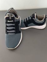 Turnschuhe Marke Bench für Damen Grösse 37