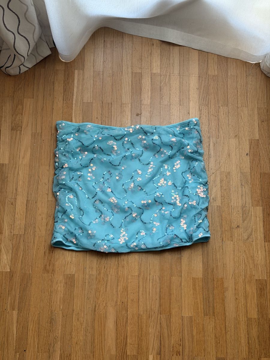 Jupes: Jupe bleu pailleté taille S  – Neuf avec emballage d'origine à Le Lignon par Ana2831