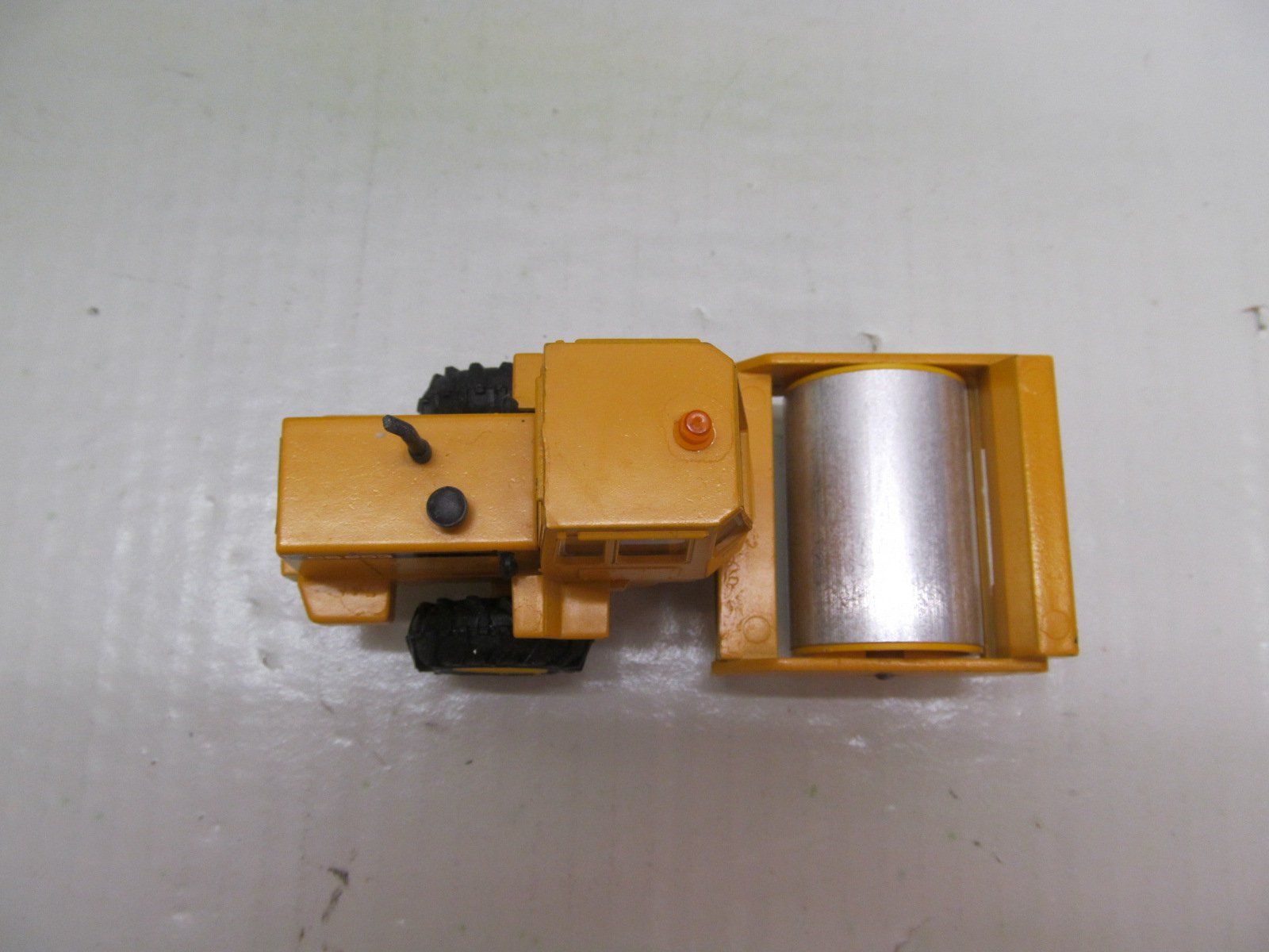 Caterpillar Kit di modellismo & Modellini statici: CATERPILLAR  CS 653 VIBRO-WALZE  1:50  CONRAD – Nuovo (secondo la descrizione) da Grueningen venduto da malamut56 4