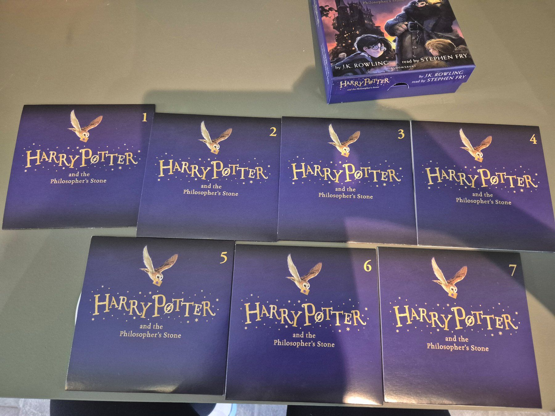 Audiolibri: "Harry Potter and the Philosopher's stone" Audio book NEW – Nuovo (secondo la descrizione) da Bern venduto da Sue1188 3