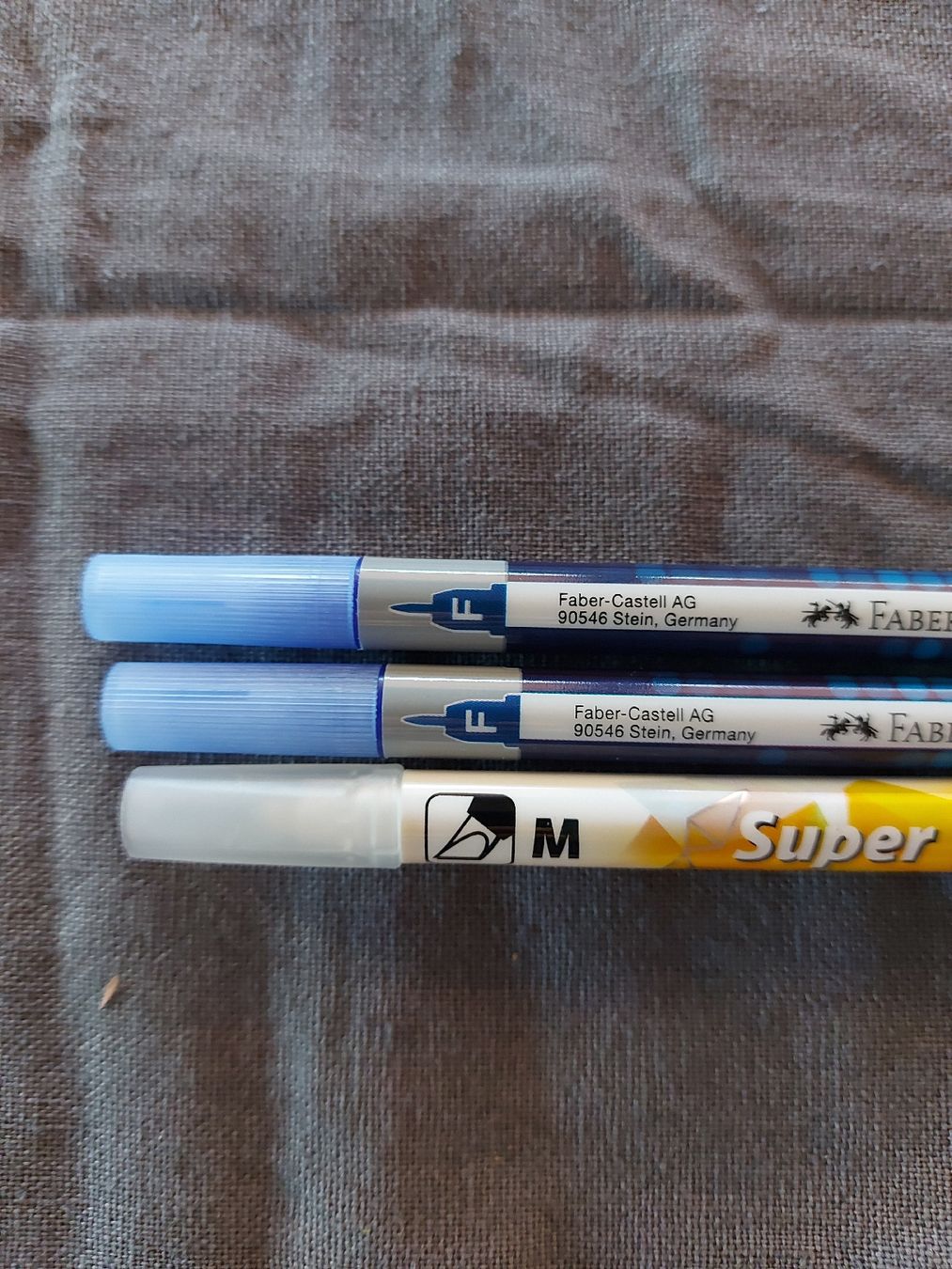Faber-Castell Penna & Evidenziatori: Lot de 3 feutres correcteurs neufs – Nuovo (secondo la descrizione) da VUADENS venduto da momy 1