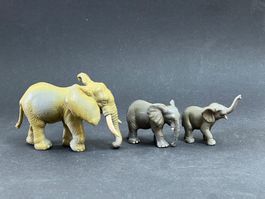 Schleich Afrikanischer Elefantenbulle Elefant Baby Bulle
