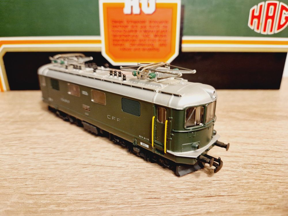 Hag Modelleisenbahnen: Hag 249 E-Lok Re 4/4 10035 Biel SBB H0 – Gebraucht aus St-Aubin-Sauges von Lo_Go 3