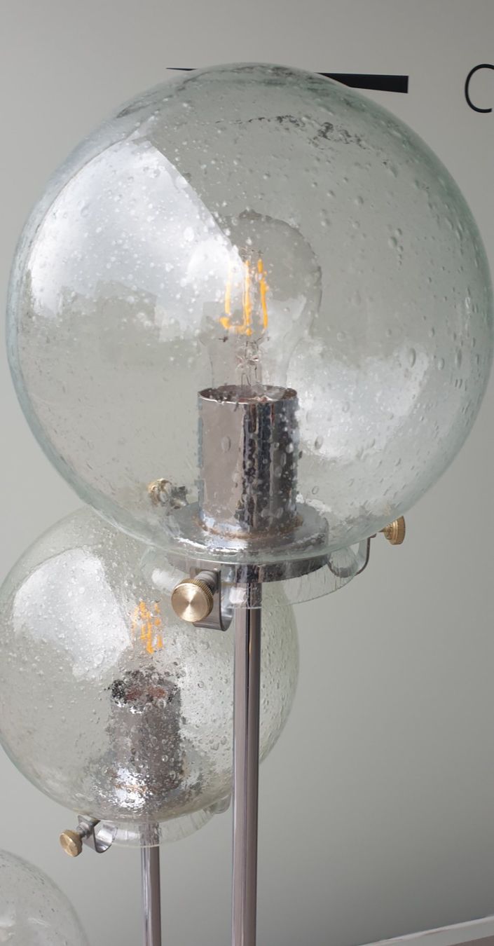 Lampes: Mid Century Stehlampe mit Glaskugeln – D'occasion à Emmen par Brockofsky 2